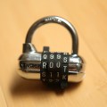 Master lock, "r00t" password by Scott Schiller on Flickr