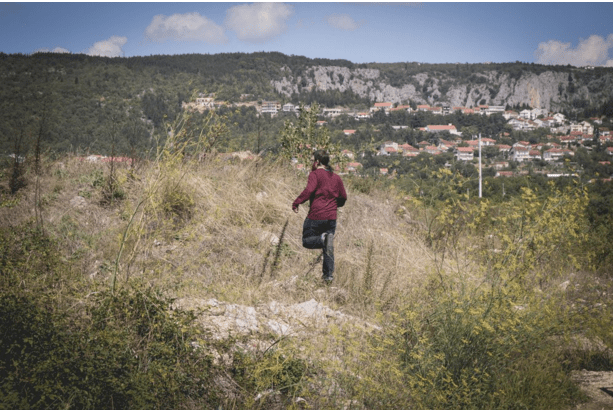 weev begins the first leg of the Alcatraz Triathlon (not pictured, the drugging the guard leg and the negotiating the SF transit system leg)